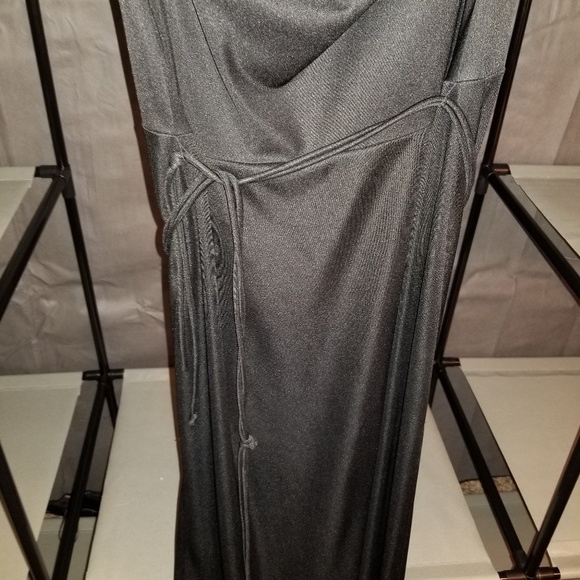 Flowy dress - Picture 2 of 4